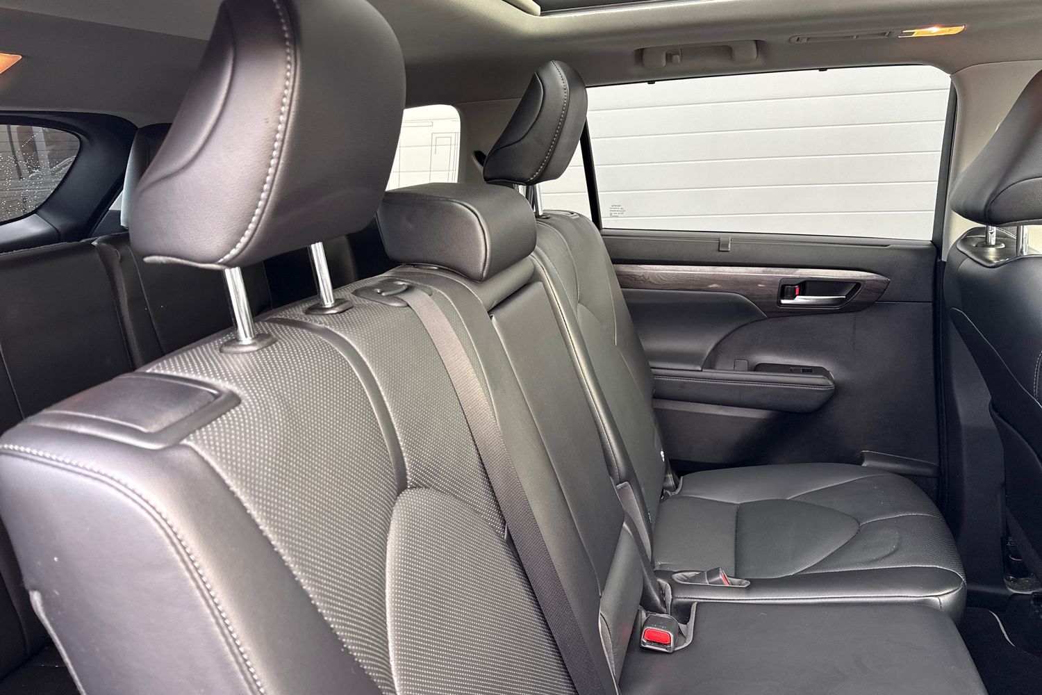 Used Toyota Highlander 2022 for sale - 76346535: Photo 33