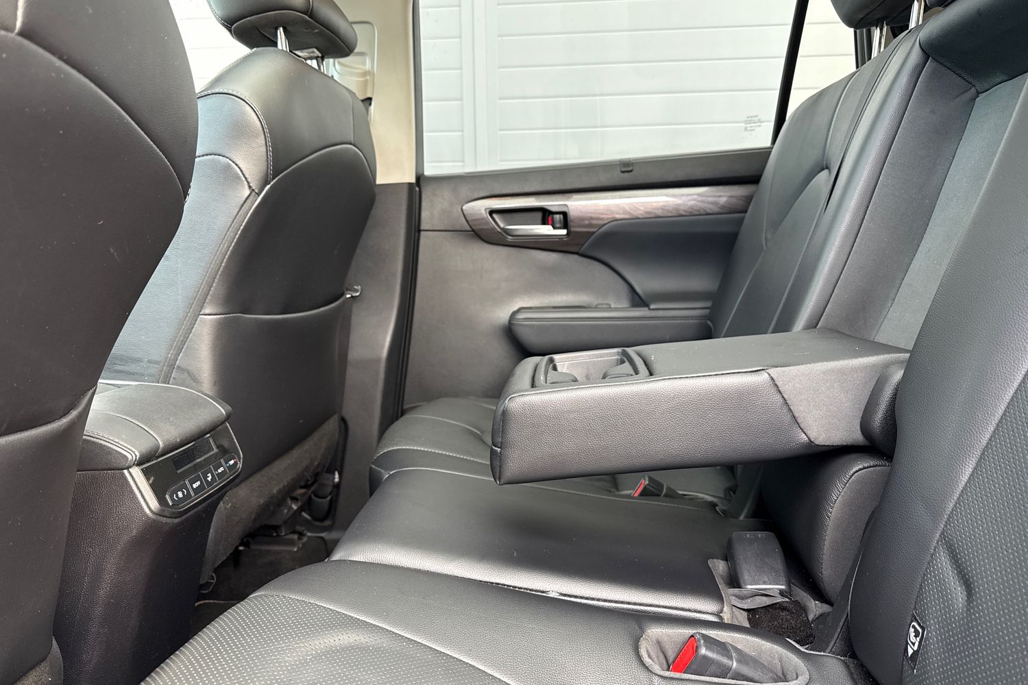 Used Toyota Highlander 2022 for sale - 76346535: Photo 43