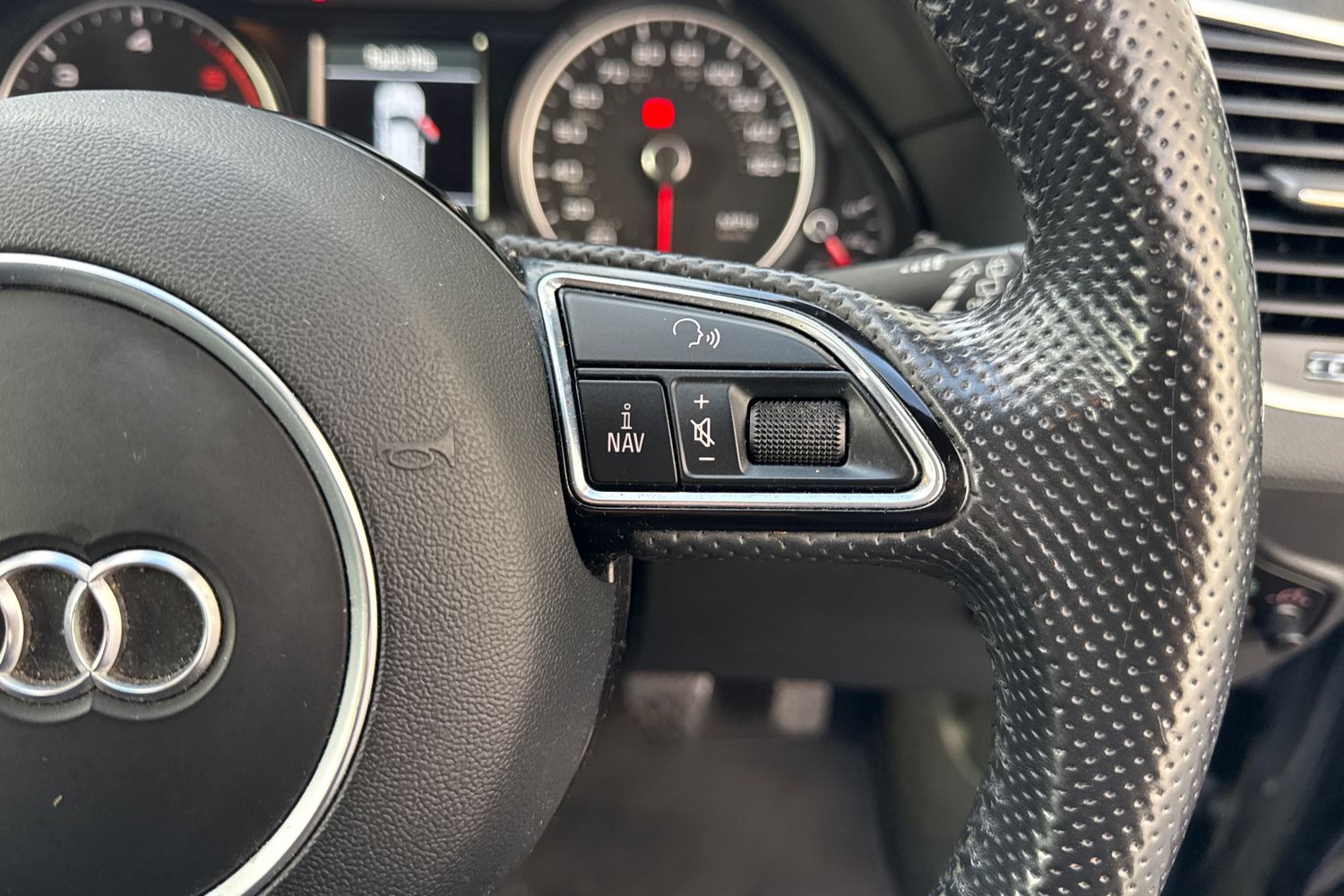 Used Audi Q5 2015 for sale - 76481046: Photo 47