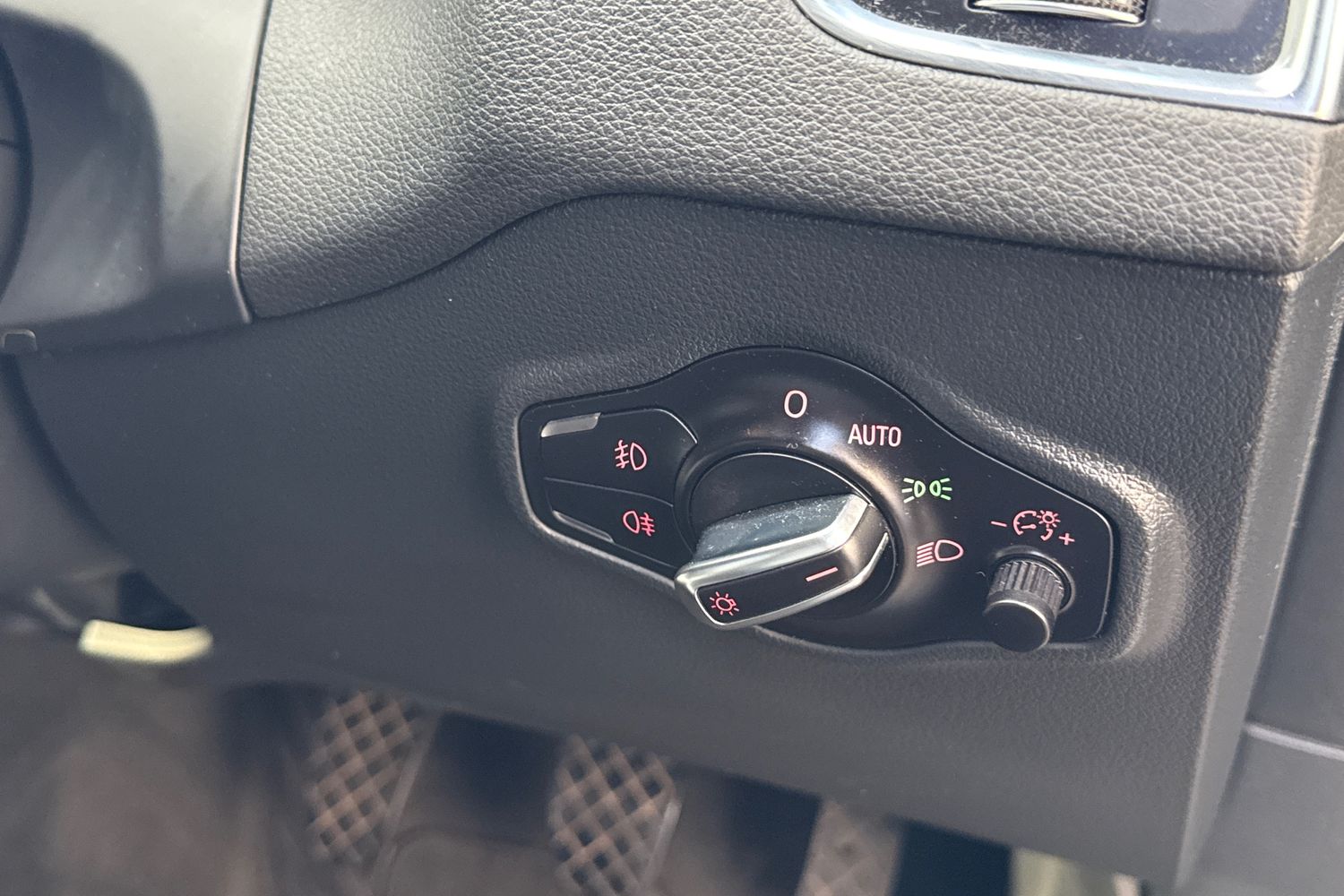 Used Audi Q5 2015 for sale - 76481046: Photo 51