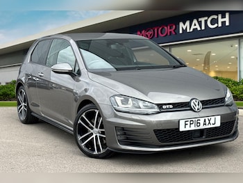 Used Volkswagen Golf 2016 for sale - 75655342: Photo