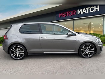 Used Volkswagen Golf 2016 for sale - 75655342: Photo