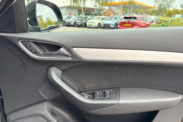 Used Audi Q3 2015 for sale - 76143742: Photo 21
