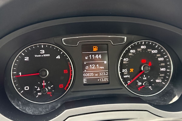 Used Audi Q3 2015 for sale - 76143742: Photo 55