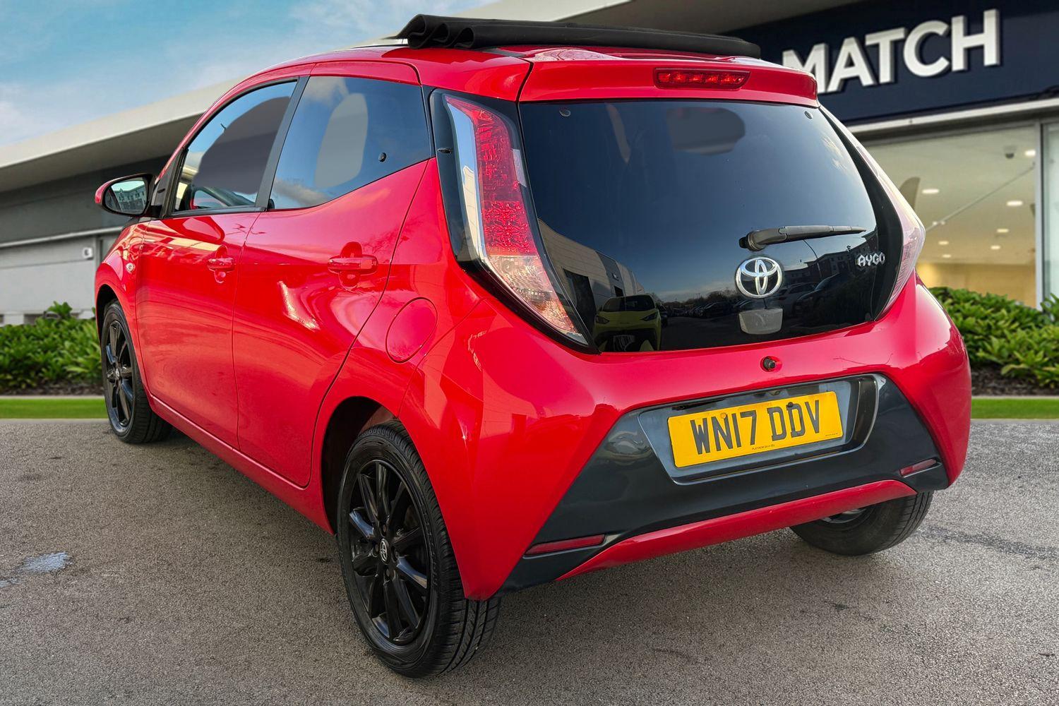 Used Toyota AYGO 2017 for sale - 77233348: Photo 2