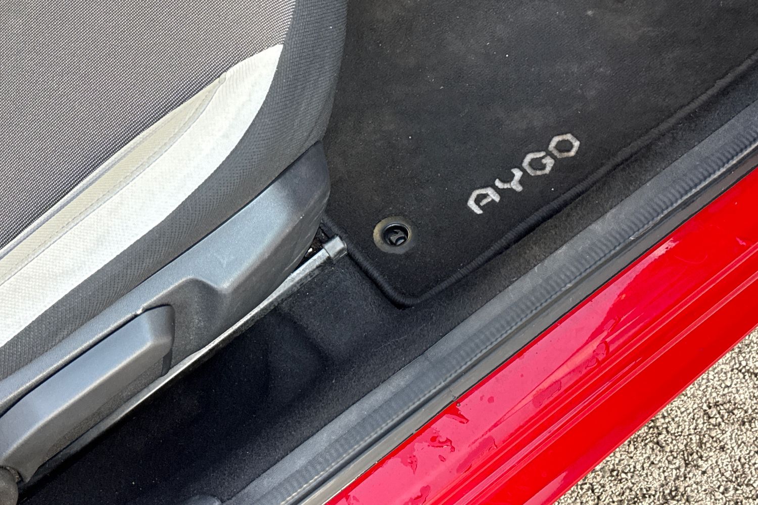 Used Toyota AYGO 2017 for sale - 77233348: Photo 38