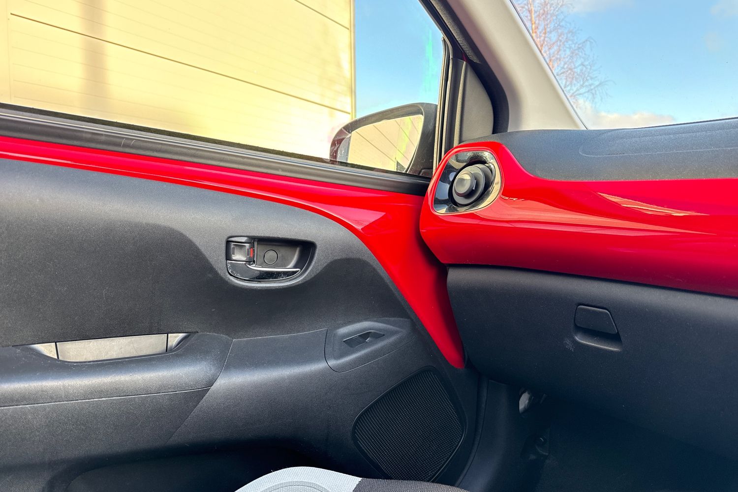 Used Toyota AYGO 2017 for sale - 77233348: Photo 53