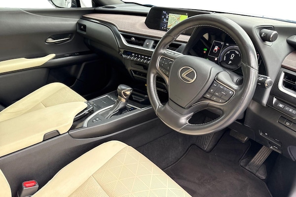 Used Lexus UX 2019 for sale - 75970392: Photo 13