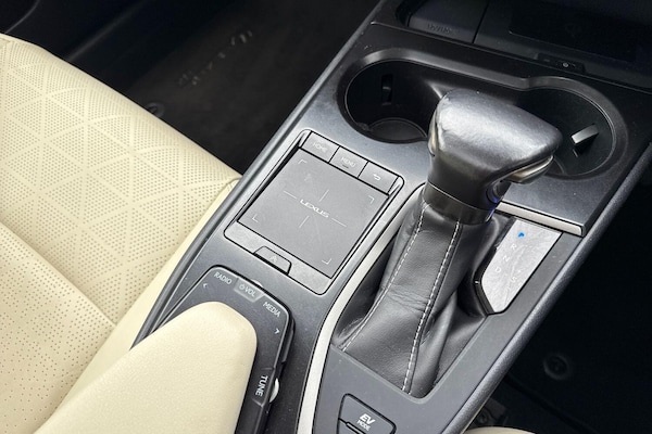 Used Lexus UX 2019 for sale - 75970392: Photo 19