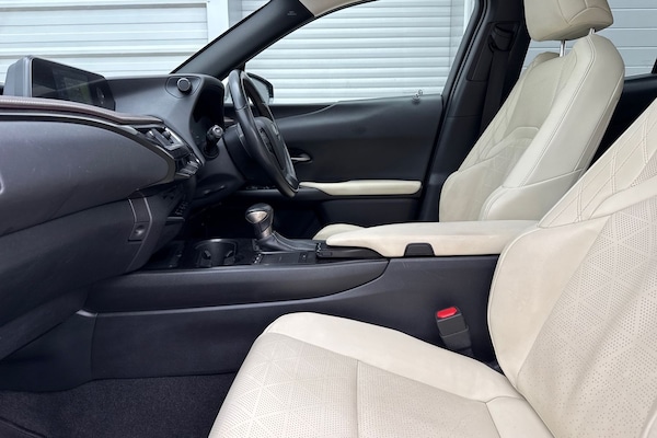 Used Lexus UX 2019 for sale - 75970392: Photo 34