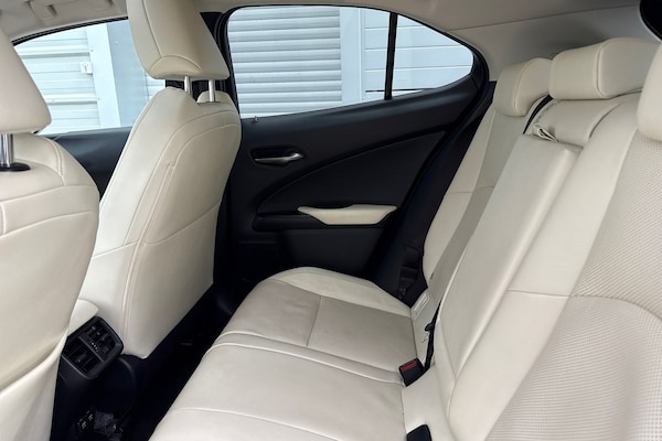 Used Lexus UX 2019 for sale - 75970392: Photo 35