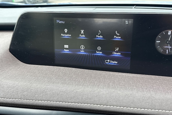 Used Lexus UX 2019 for sale - 75970392: Photo 44