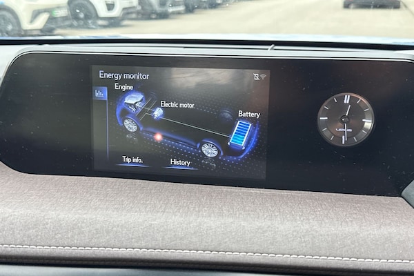 Used Lexus UX 2019 for sale - 75970392: Photo 49