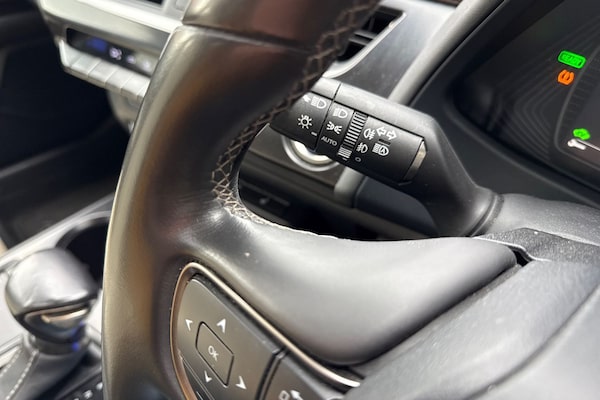 Used Lexus UX 2019 for sale - 75970392: Photo 55