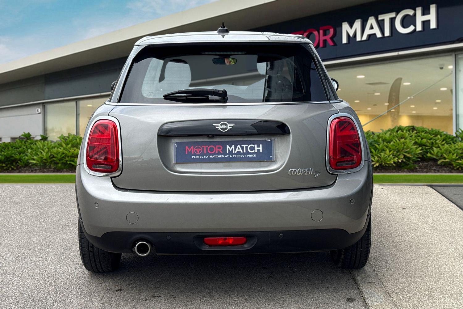 Used MINI Hatch 2018 for sale - 77829322: Photo 4