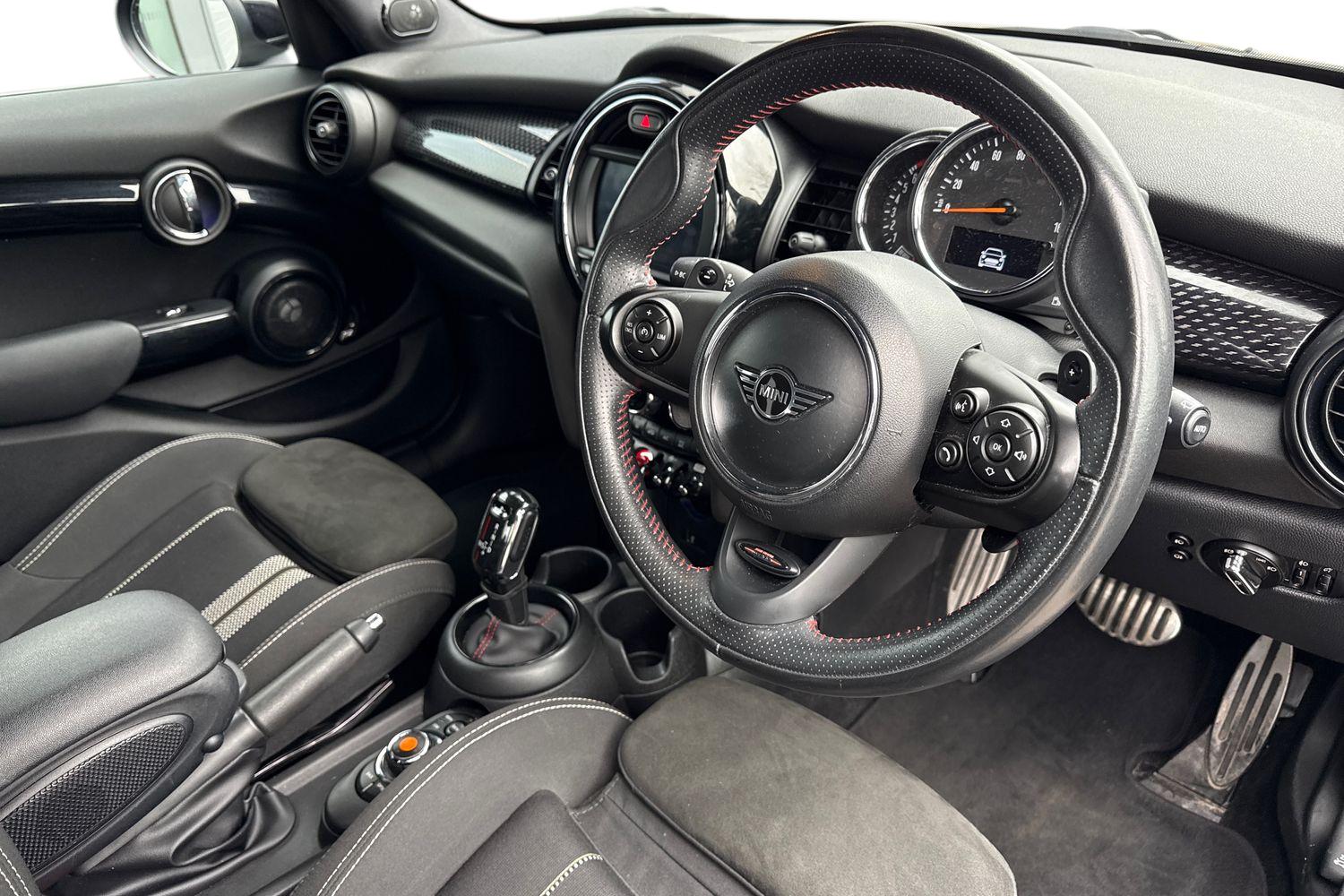 Used MINI Hatch 2019 for sale - 77996390: Photo 14