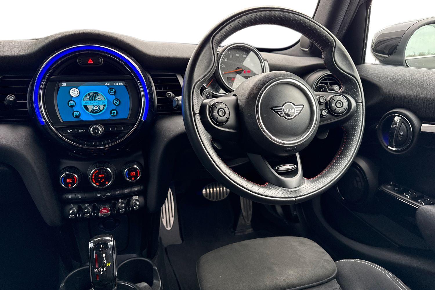 Used MINI Hatch 2019 for sale - 77996390: Photo 18