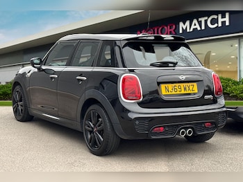 Used MINI Hatch 2019 for sale - 77996390: Photo