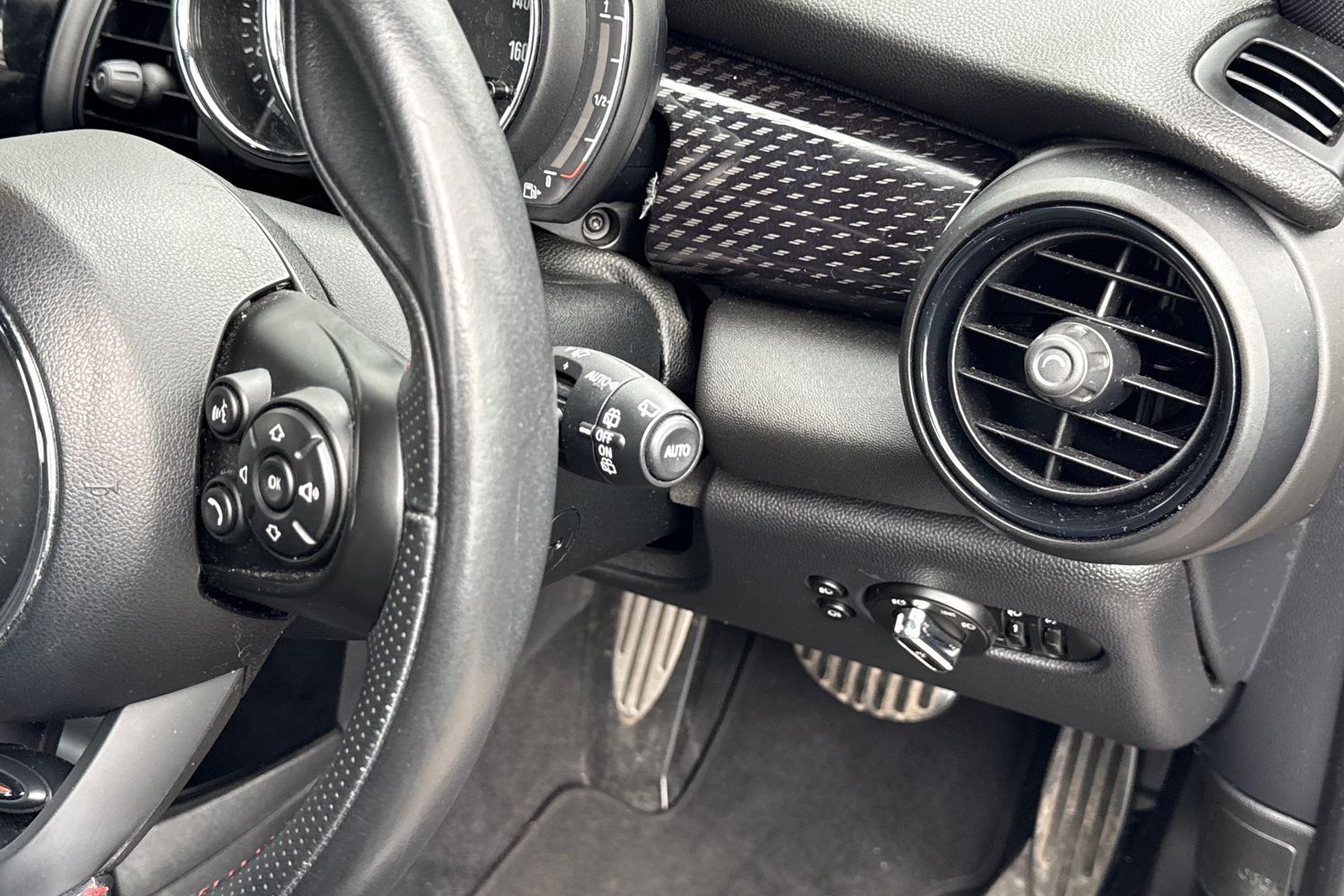 Used MINI Hatch 2019 for sale - 77996390: Photo 43