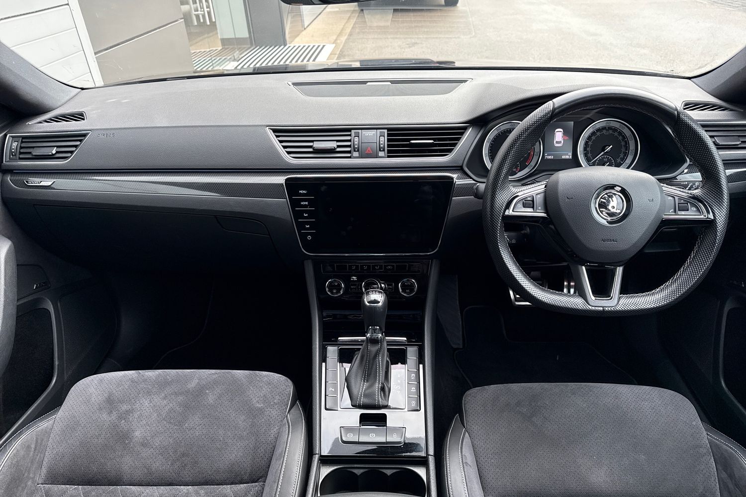 Used Skoda Superb 2018 for sale - 76495447: Photo 25