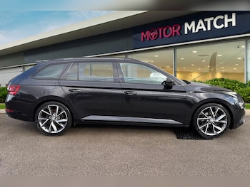 Used Skoda Superb 2018 for sale - 76495447: Photo