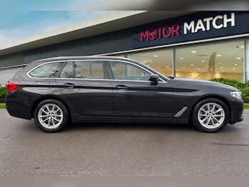 Used BMW 5 Series 2020 for sale - 77355400: Photo