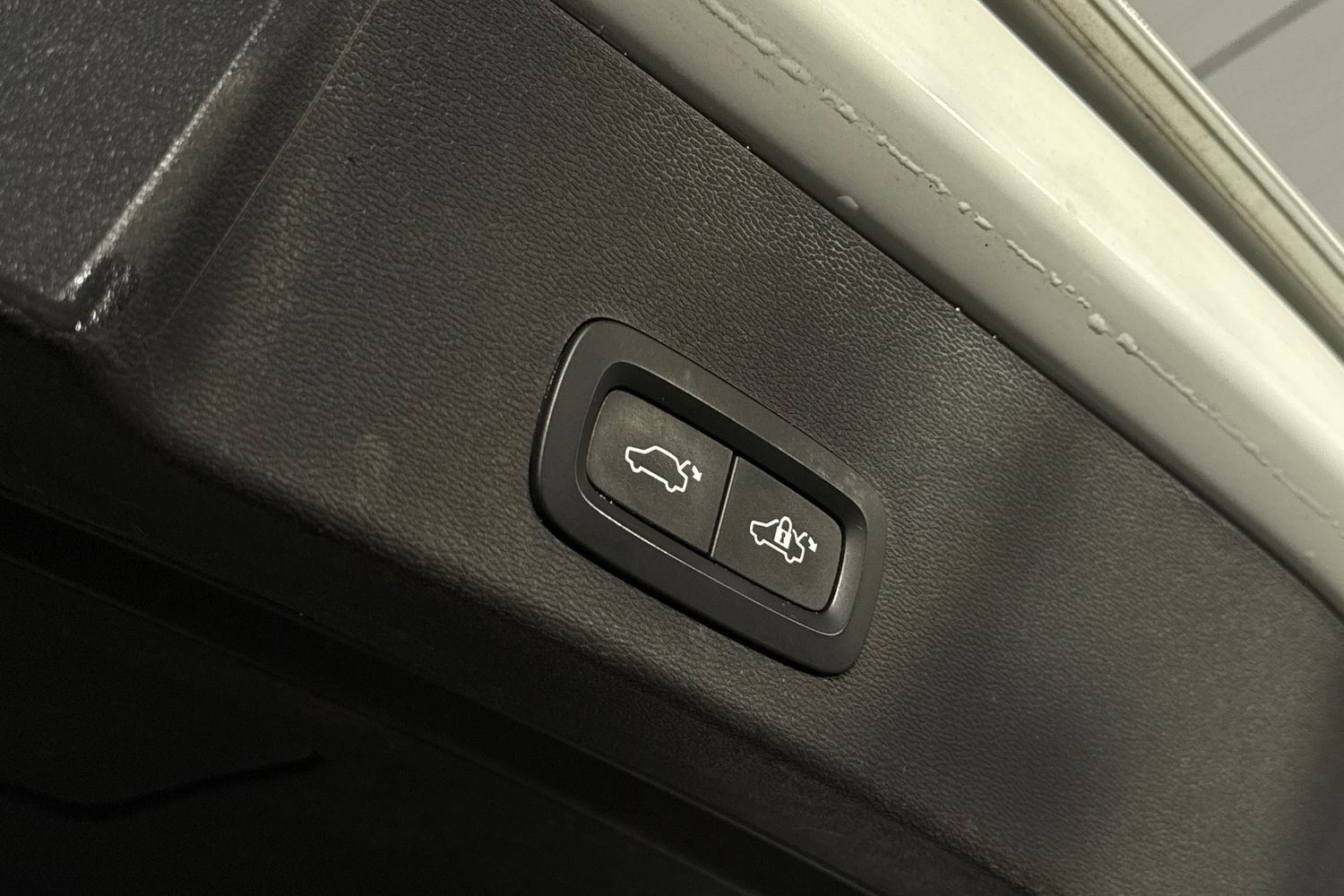 Used Volvo XC40 2018 for sale - 76783056: Photo 44