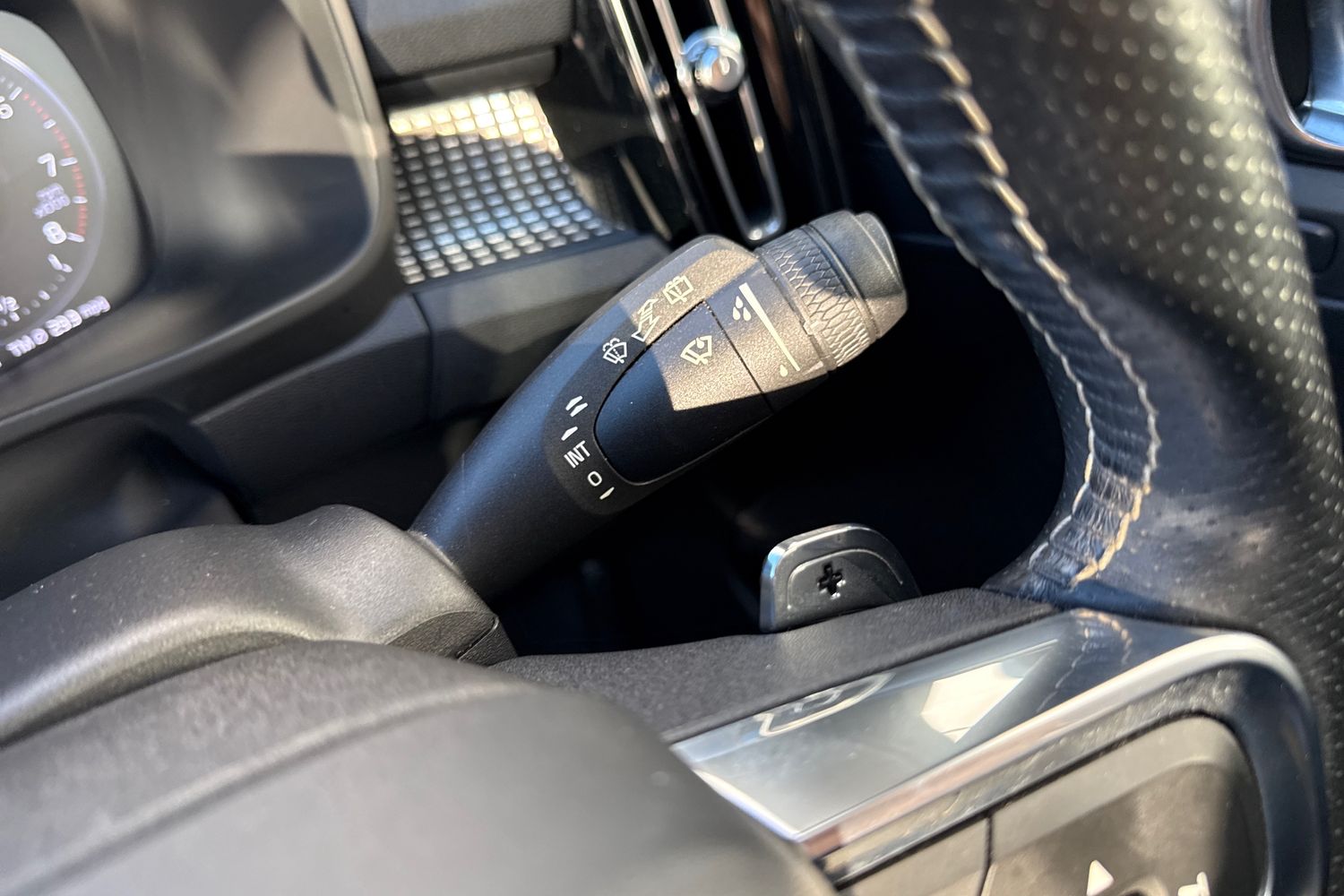 Used Volvo XC40 2018 for sale - 76783056: Photo 58