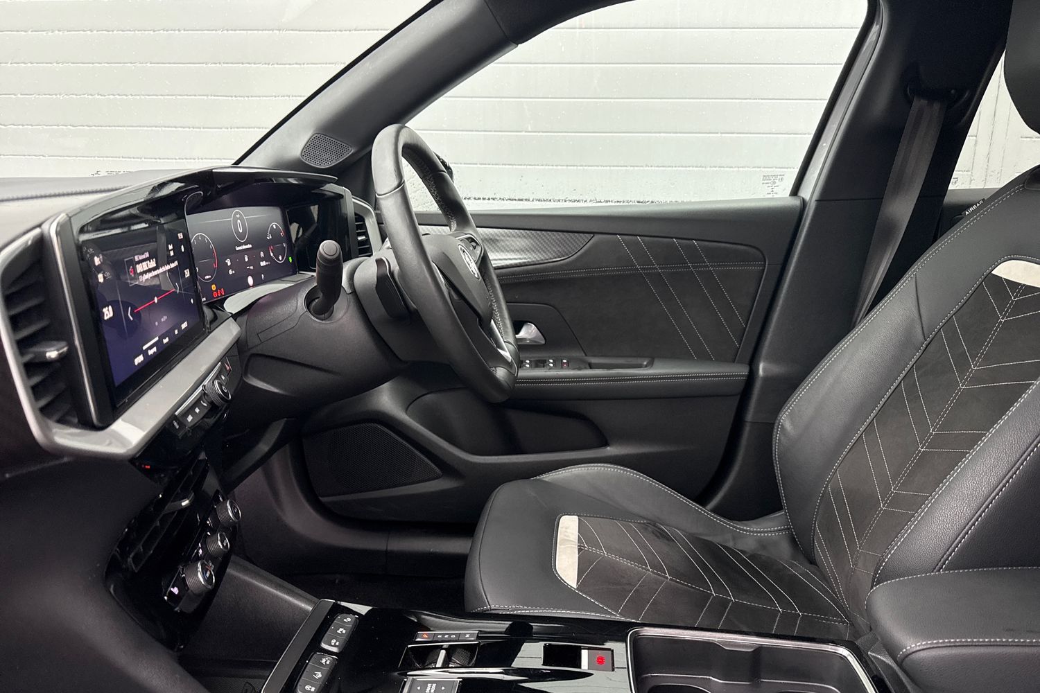 Used Vauxhall Mokka 2023 for sale - 76922970: Photo 35