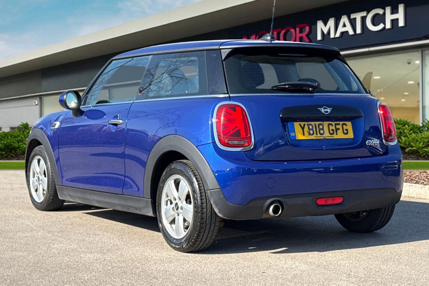 Used MINI Hatch 2018 for sale - 78010764: Photo 2