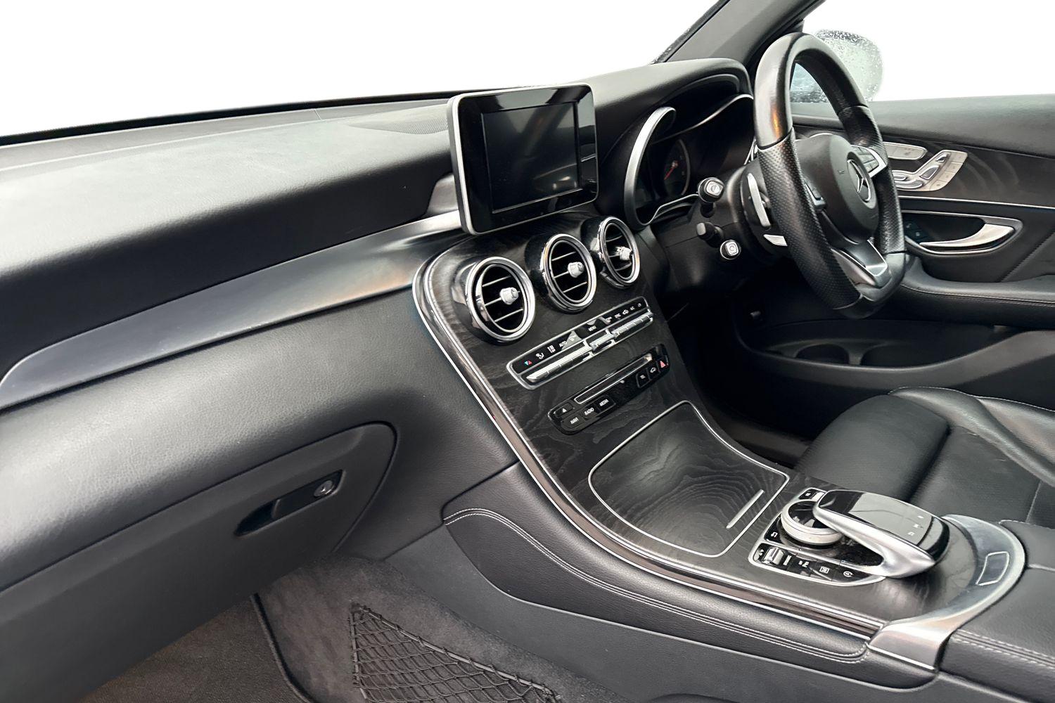 Used Mercedes-Benz GLC 2016 for sale - 76961465: Photo 15