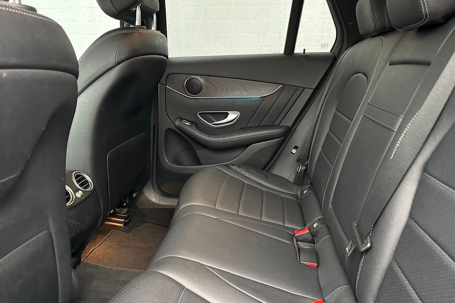 Used Mercedes-Benz GLC 2016 for sale - 76961465: Photo 34