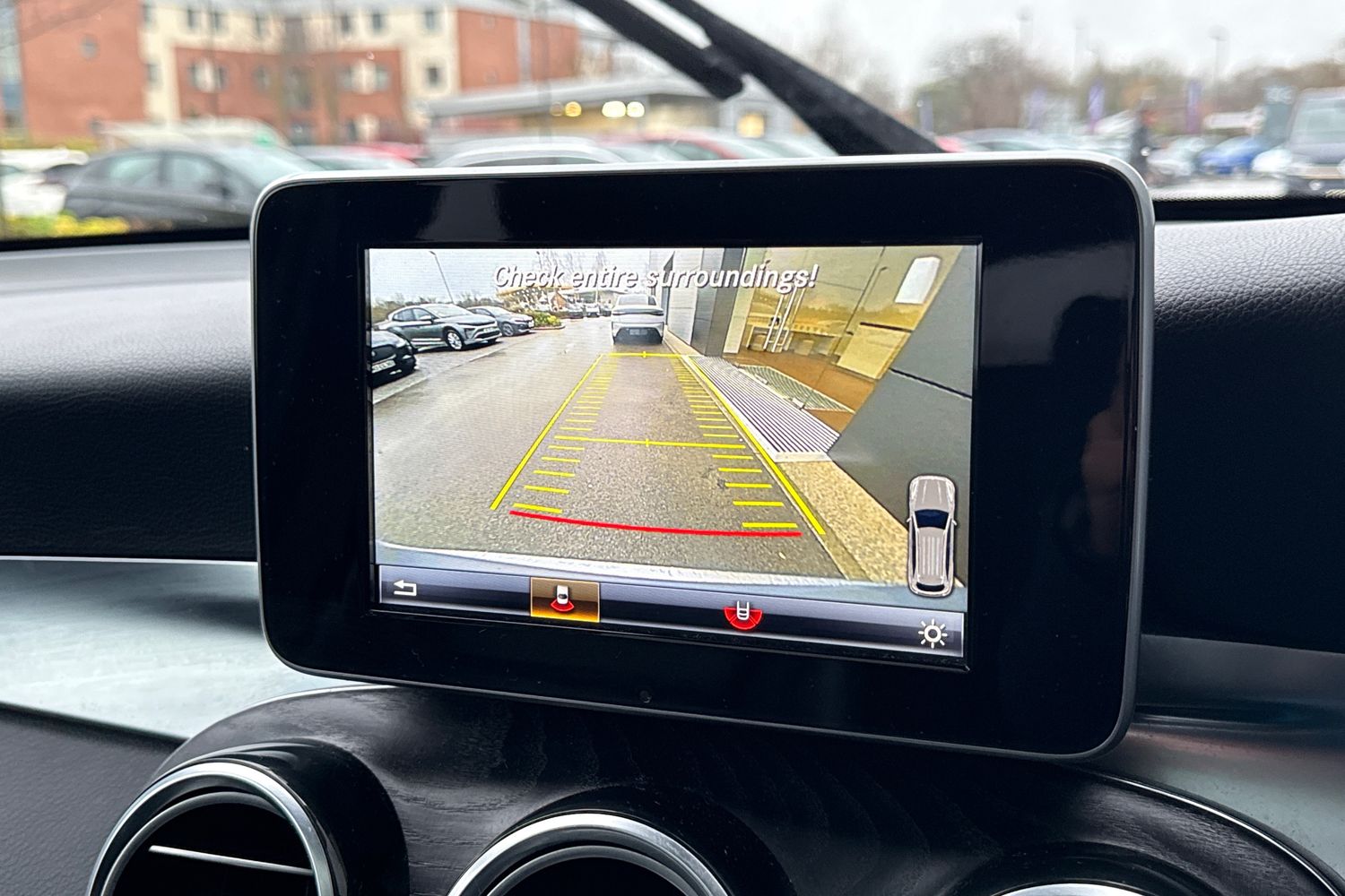 Used Mercedes-Benz GLC 2016 for sale - 76961465: Photo 52