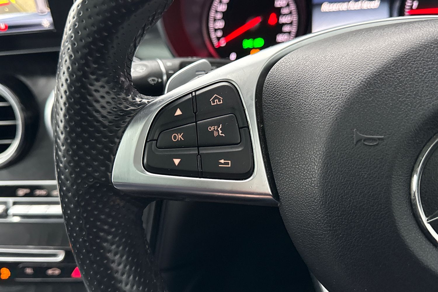 Used Mercedes-Benz GLC 2016 for sale - 76961465: Photo 53