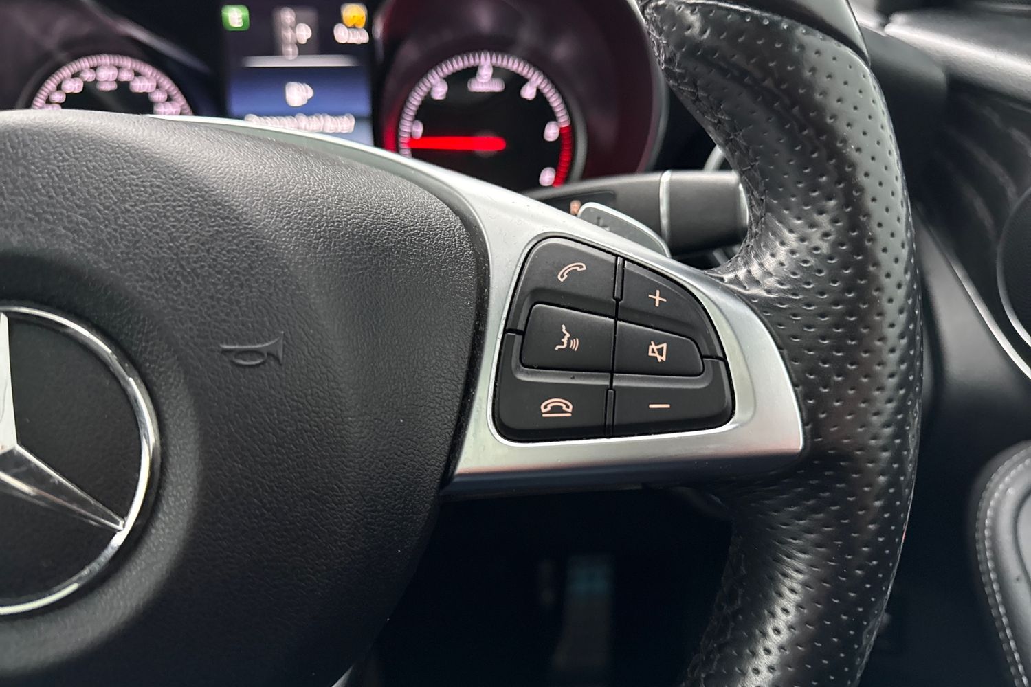 Used Mercedes-Benz GLC 2016 for sale - 76961465: Photo 55