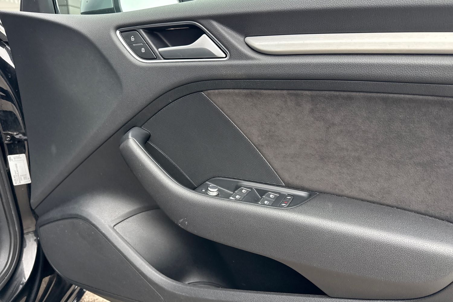 Used Audi S3 2017 for sale - 77812613: Photo 21