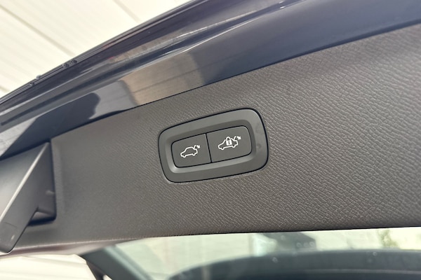 Used Volvo XC90 2023 for sale - 76164674: Photo 25