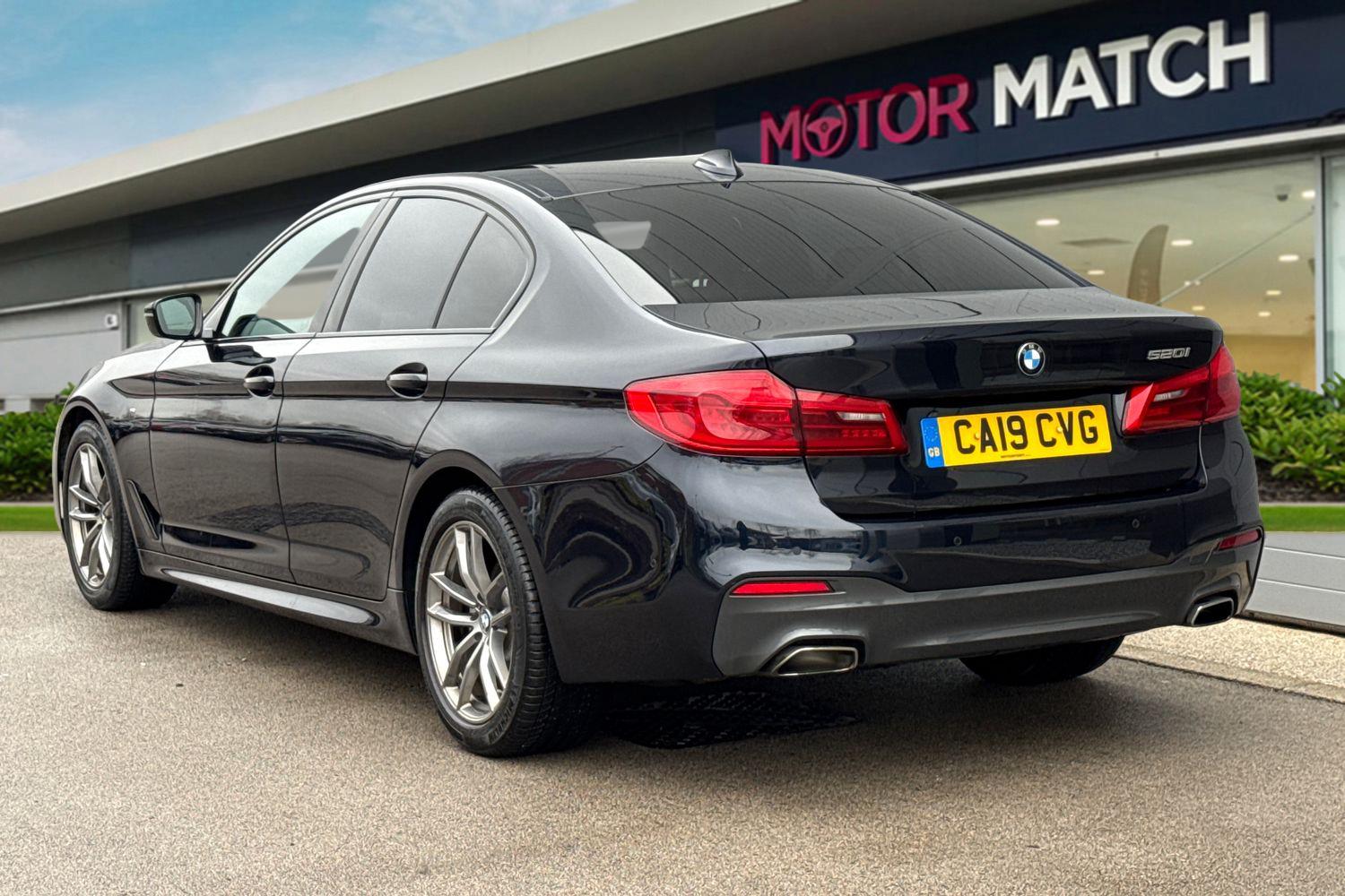 Used BMW 5 Series 2019 for sale - 77257734: Photo 2