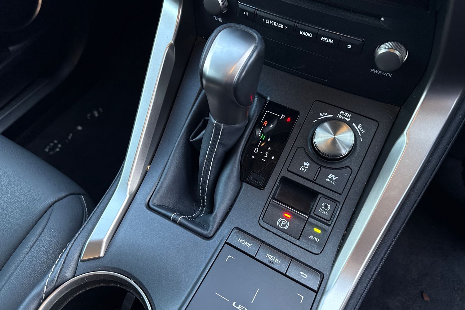 Used Lexus NX 2020 for sale - 77211567: Photo 23