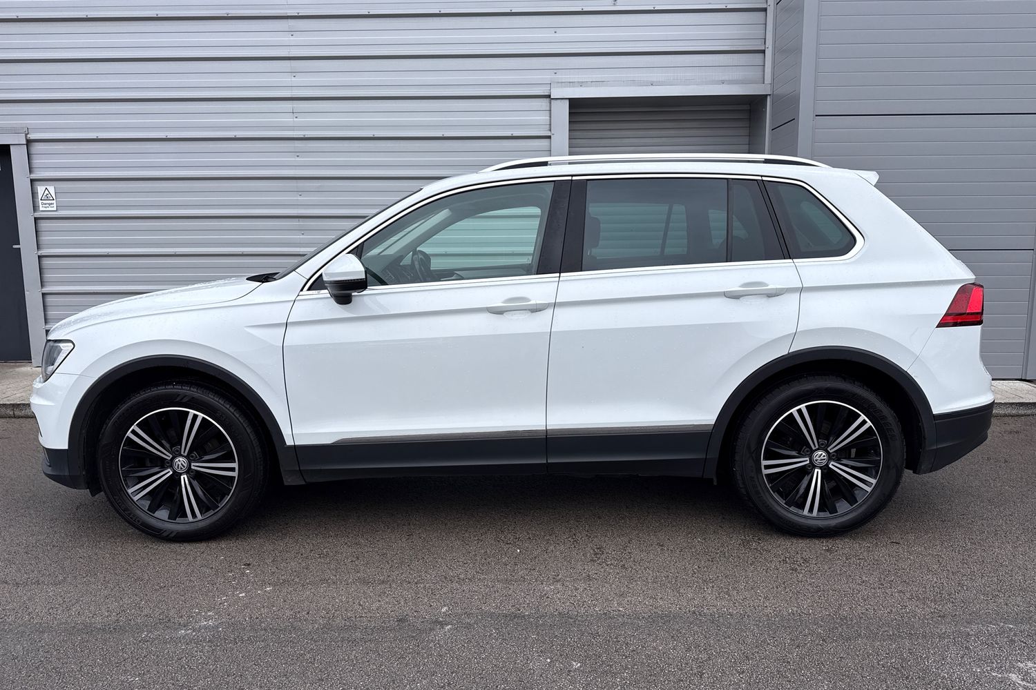 Used Volkswagen Tiguan 2017 for sale - 77540982: Photo 29