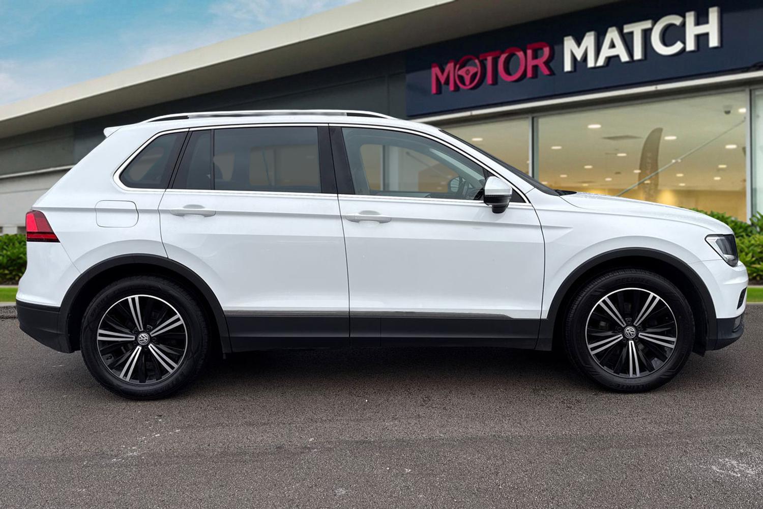 Used Volkswagen Tiguan 2017 for sale - 77540982: Photo 3