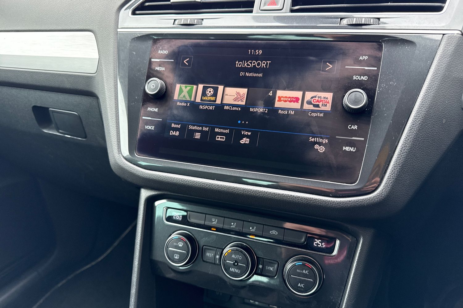 Used Volkswagen Tiguan 2017 for sale - 77540982: Photo 34