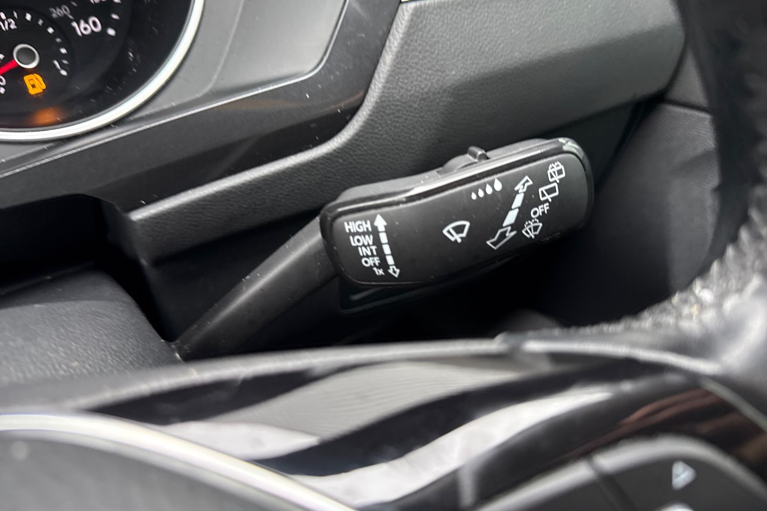 Used Volkswagen Tiguan 2017 for sale - 77540982: Photo 51