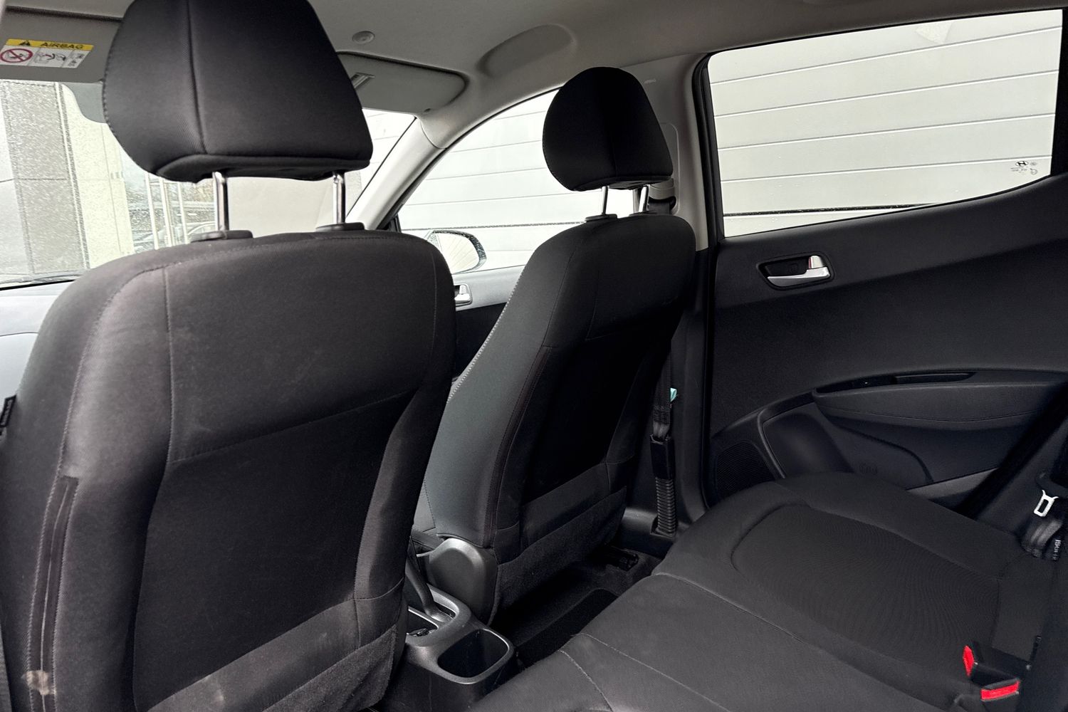 Used Hyundai i10 2017 for sale - 77275404: Photo 33