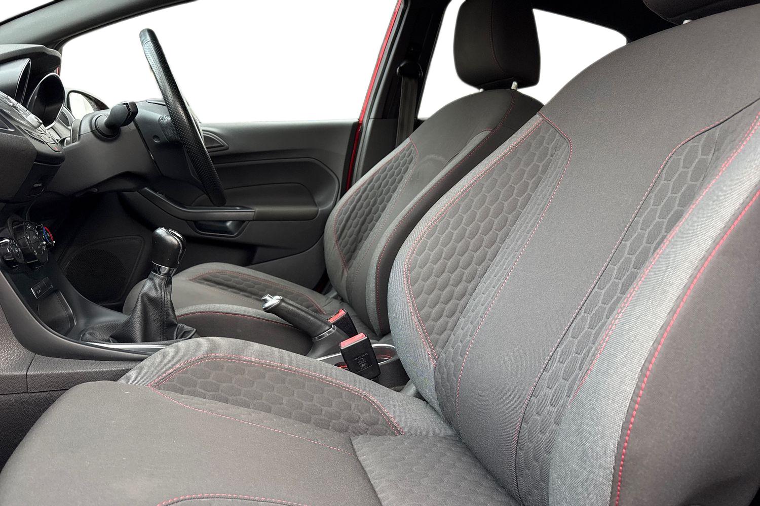 Used Ford Fiesta 2016 for sale - 76692263: Photo 11