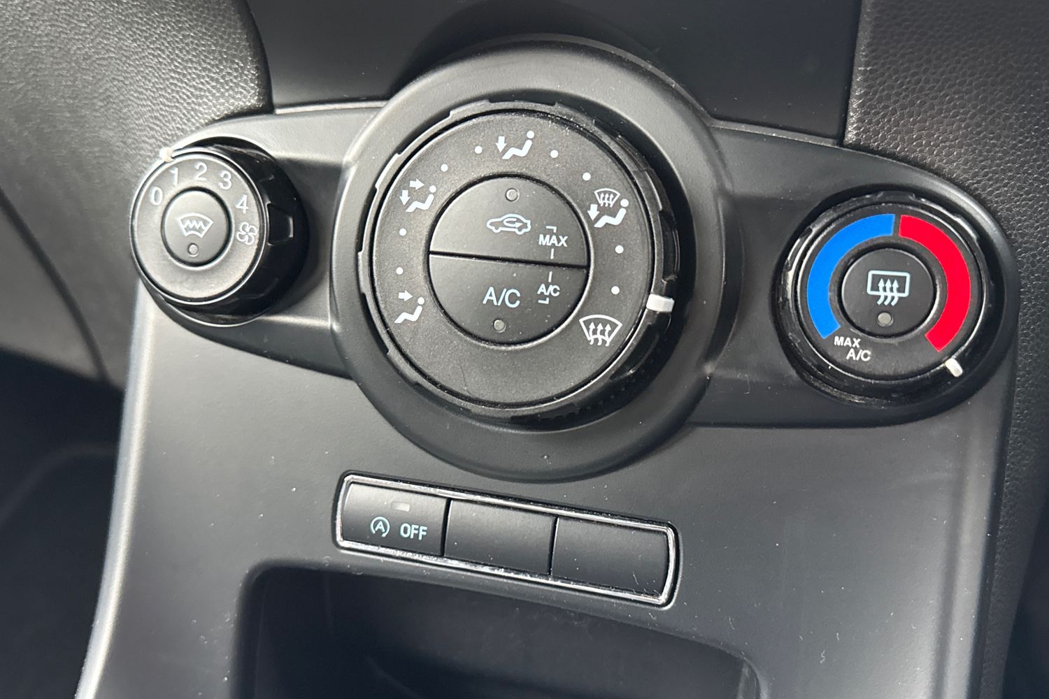 Used Ford Fiesta 2016 for sale - 76692263: Photo 19