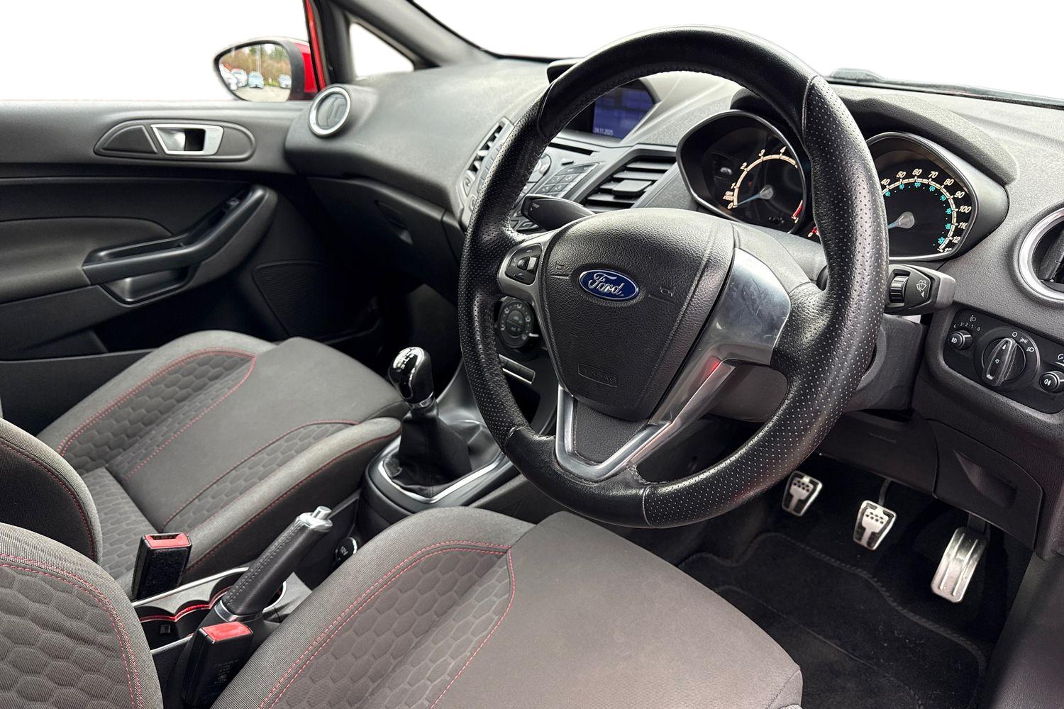 Used Ford Fiesta 2016 for sale - 76692263: Photo 8