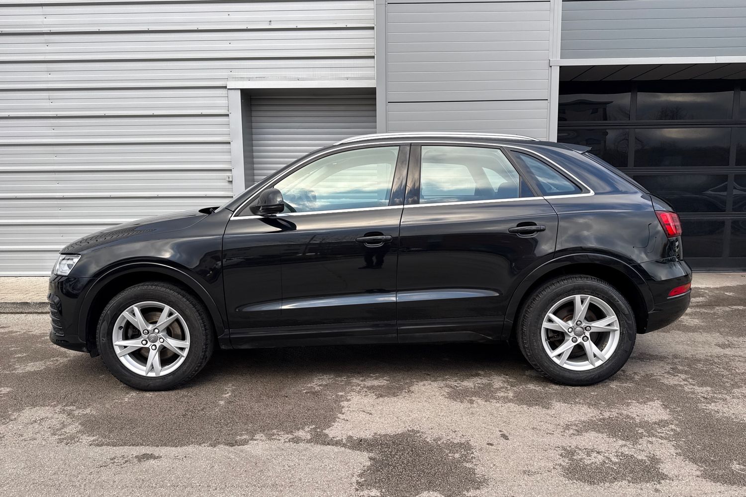 Used Audi Q3 2018 for sale - 77451092: Photo 30