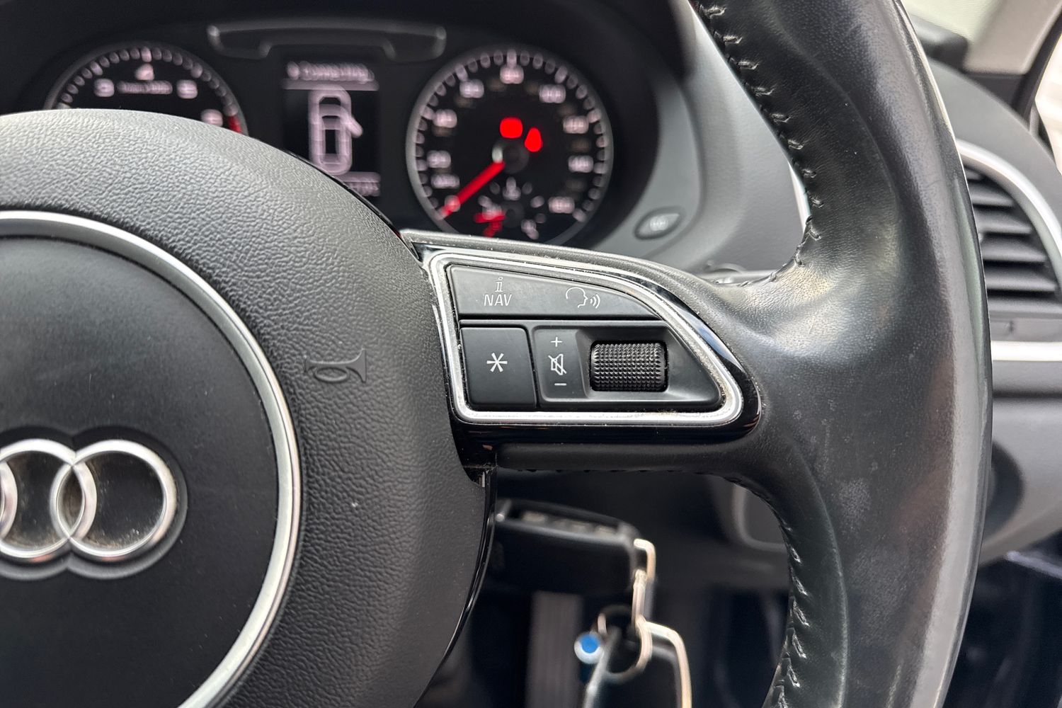 Used Audi Q3 2018 for sale - 77451092: Photo 52