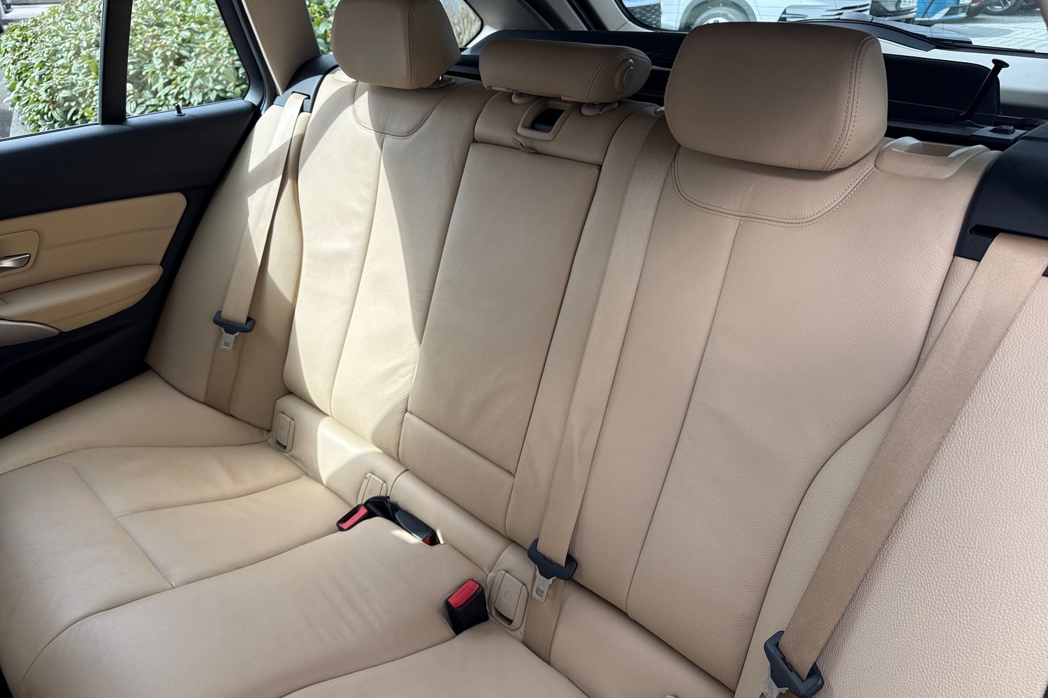 Used BMW 3 Series 2018 for sale - 78070000: Photo 19